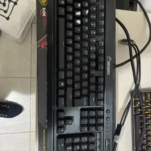 Portada de Corsair rapidfire k70 mechanical keyboard con referencia a 110442