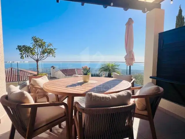 Portada de 3-bedroom villa fоr sаle con referencia a 110437