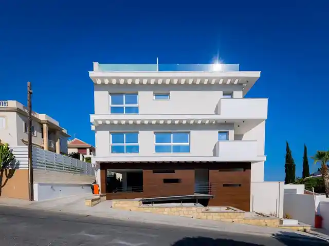 Portada de Building in germasogia, limassol con referencia a 110520